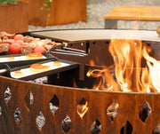 Feuerschale aus Stahl im Einsatz – gefertigt von Unico Swiss